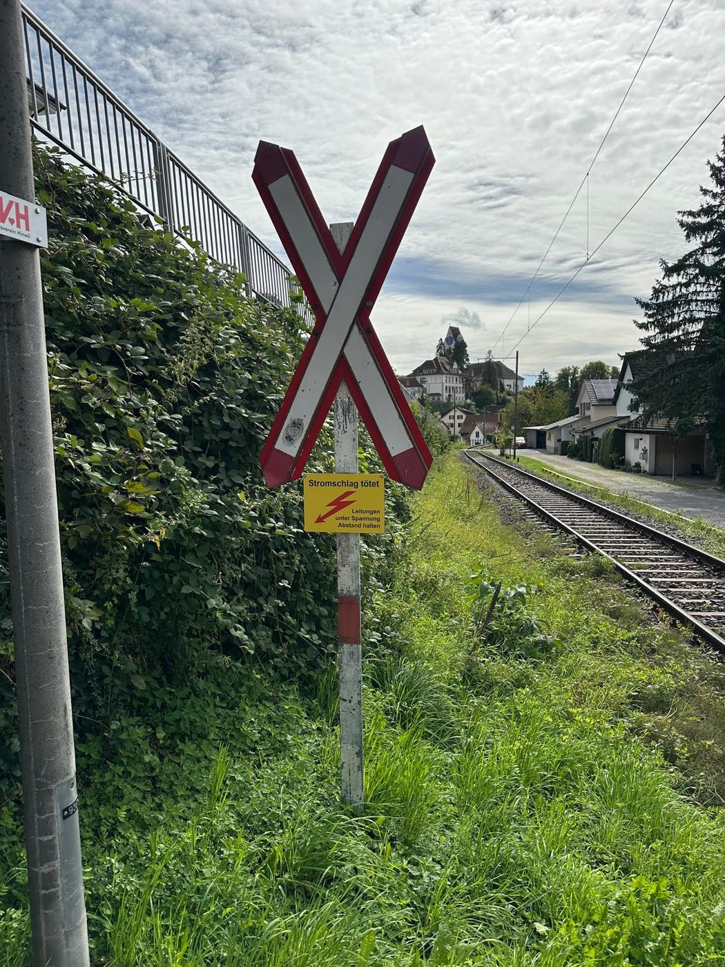 Andreaskreuz vor Renovation